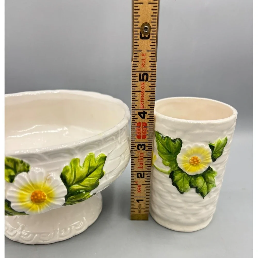 Vintage Lefton Daisy Basketweave Footed Bowl and Tumbler Set‎